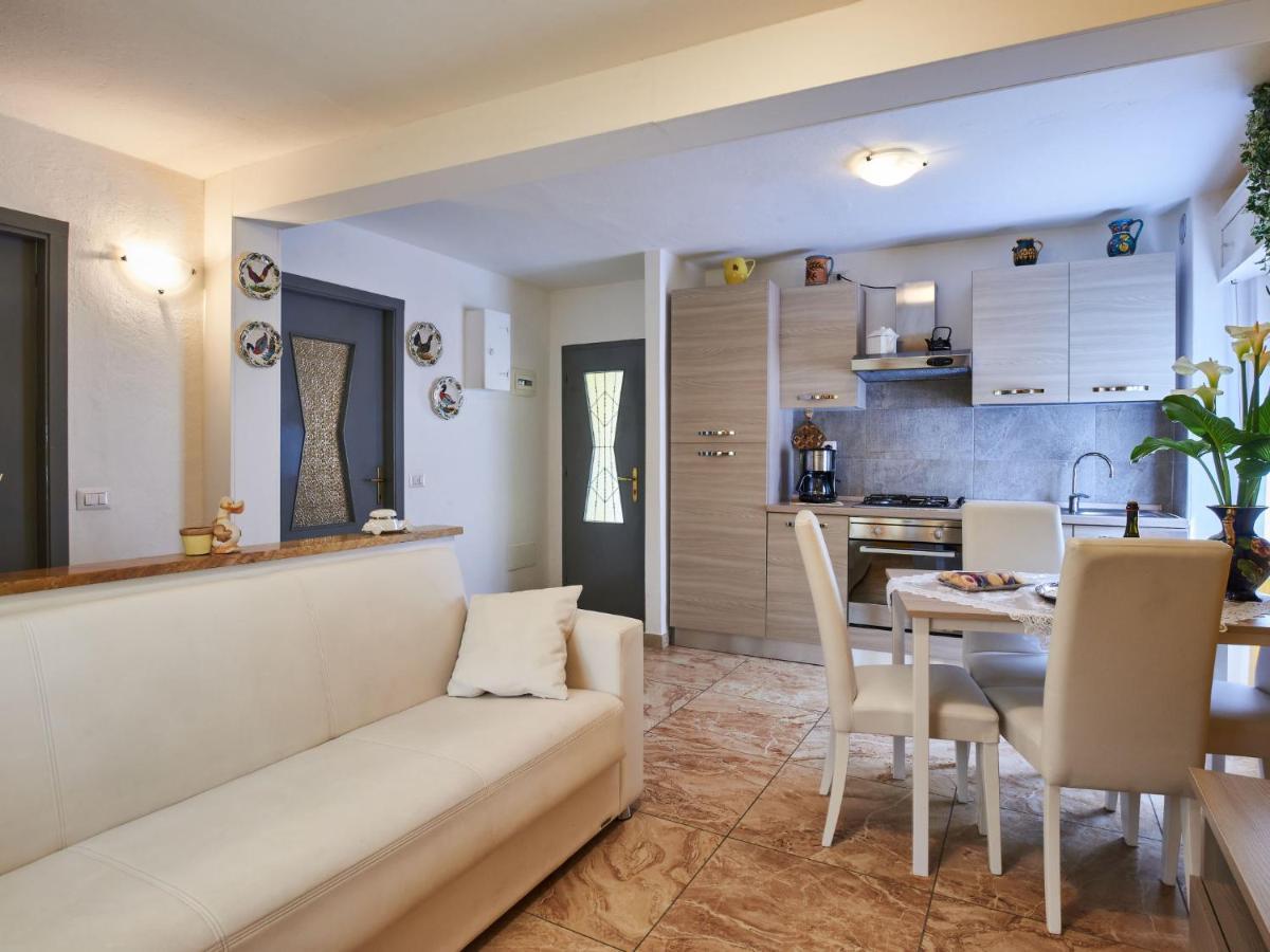 Apartment Casa Del Pergulin - Lmz325 By Interhome Verceia Exteriör bild